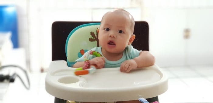nursery feeding chair